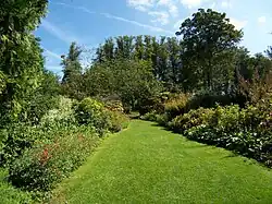 Le jardin secret, œuvre du paysagiste James Russell (1920–1996)