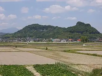 Description de cette image, également commentée ci-après