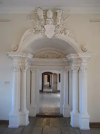 Johann Schmuzer, Portail baroque