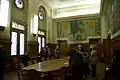 Salle de réunion du bâtiments administratif avec les peintures de Maurice Denis.