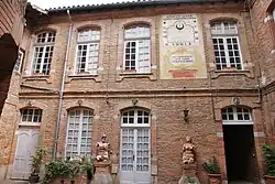 Hôtel du 25 rue de la République (cour).