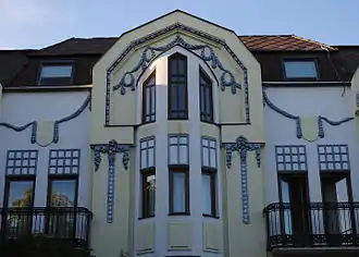 L'hôtel Rojal de Senta, 1910-1911.