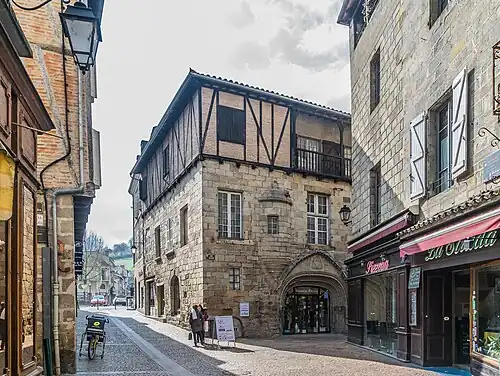 L'Hotel de Viguier d'Auglanat.