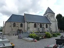 L'église Saint-Jean-Baptiste.