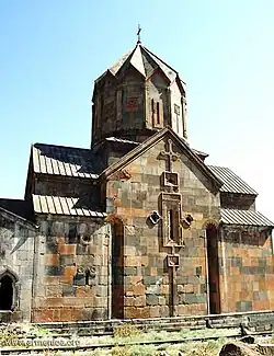 Façade méridionale du Katoghike.