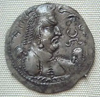 Drachme d'argent du souverain Alkhon / Hun Khiṇgila (vers 430-480)