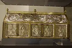 Châsse de saint Domitien à la collégiale Notre-Dame de Huy.