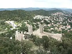 Portion nord de la courtine de la première enceinte médiévale de la ville d'Hyères.