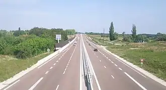 La route nationale 80 à Saint-Désert (Saône-et-Loire).