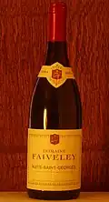 Bouteille de Nuits-saint-georges