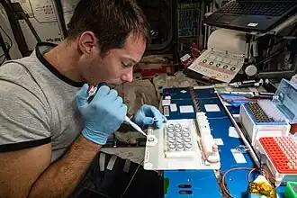 Expérience biotechnologie pour l'ESA en mai 2021.