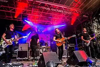 Description de cette image, également commentée ci-après