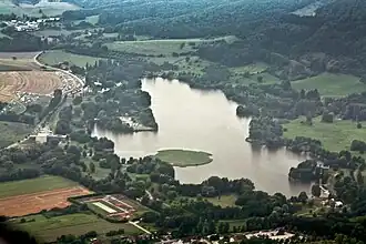 Le lac vu du ciel.