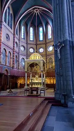 Le chœur de l'église.