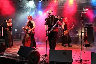 Description de cette image, également commentée ci-après