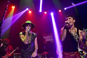 Description de l'image Illya kuriaki and the valderramas.JPG.