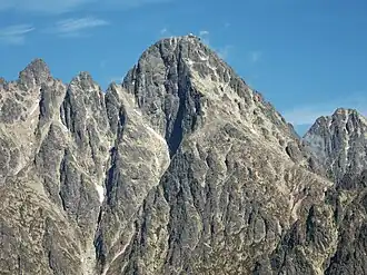 Vue du Lomnický štít à partir du Slavkovský štít.