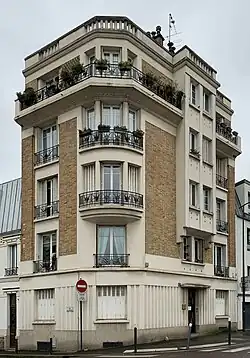 Immeuble au 17 de l'avenue.