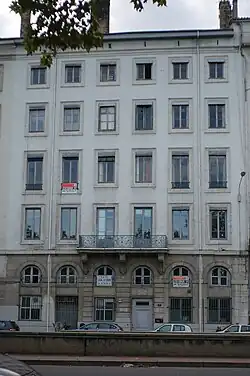 9 quai Lassagne (17 rue Royale).