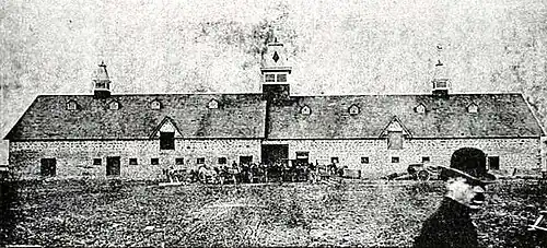 Vue du bâtiment où ont été internés les fous pendant l'incendie