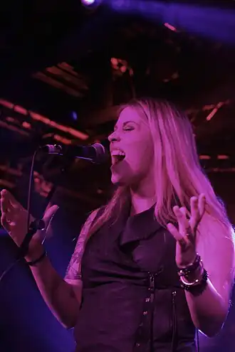 Description de cette image, également commentée ci-après