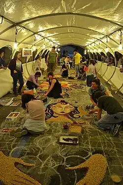 Préparatif des Infiorate di Spello.