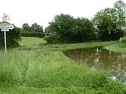 Carrefour de Chalivoy-Milon.