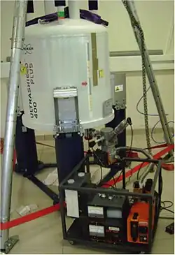 2e jour : mise sous vide des vases Dewar (azote et hélium).