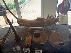 Instruments de musique traditionnelle.