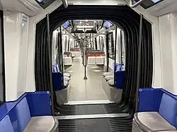 Intercirculation entre deux voitures.