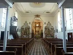 Intérieur de l'église Saint-Hilaire.