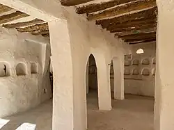 Intérieur mausolée de Cheikh Sidi Brahim, El Atteuf.