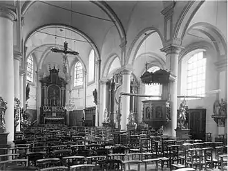 intérieur de l'église Saint-Amand (1960).