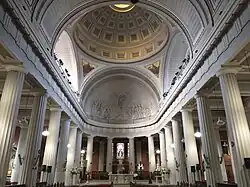 Cul-de-four de l'abside et coupole.