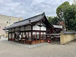 Vue de l'ombre du bâtiment