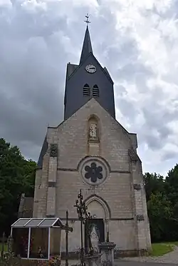 L'église Saint-Denis.