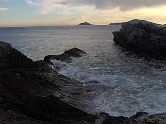 Vue de l'île du Tino.