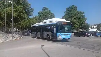 Iveco Bus Urbanway 10 GNV n°193 de Keolis Seine-et-Oise Est sur l'ancienne ligne 2 aux Mureaux.