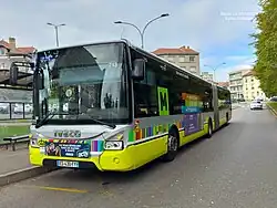 Iveco Bus Urbanway 18 au terminus de la ligne M1 à Eglise Corbusier