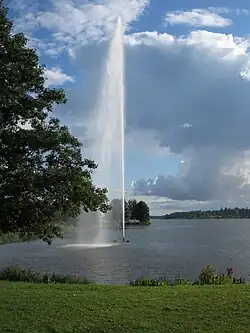 Le jet d'eau du parc rantapuisto.