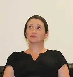 Description de l'image J. Courtney Sullivan speaking at East Meadow Public (43477753924) (cropped).jpg.