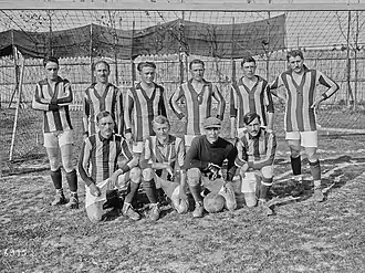 JA Saint-Ouen le 2 octobre 1921.