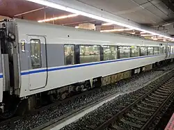 Moha 683(formation 9 voitures)