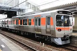 Une voiture de tête