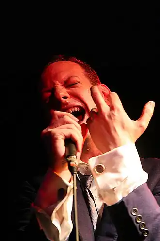 Description de cette image, également commentée ci-après