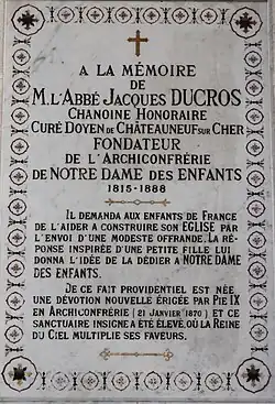 À la mémoire de l'Abbé Jacques Ducros.