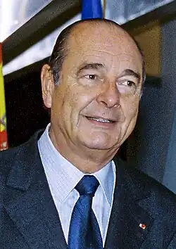 Photographie en gros plan d'un homme blanc.