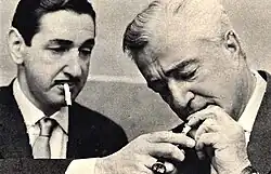 Jaime de Mora y Aragón (gauche) et Vittorio De Sica (droite) lors du tournage du film Le Jugement dernier.