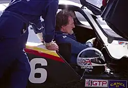 Description de l'image JamesWeaver-IMSA-GTP1990.jpg.