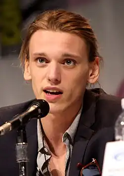 Jamie Campbell Bower interprète Henry/Vecna/Un.